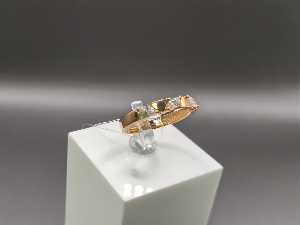 КОЛЬЦО С КАМНЯМИ (Au 585)