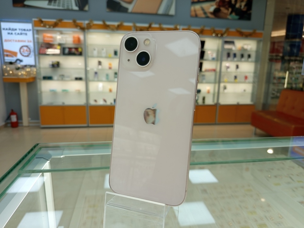 Смартфон Apple iPhone 13 128Gb