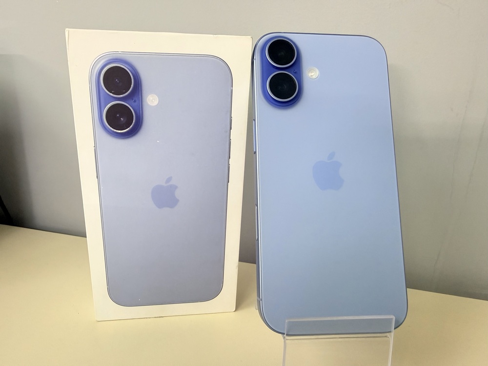 Смартфон Apple Iphone 17 256Gb