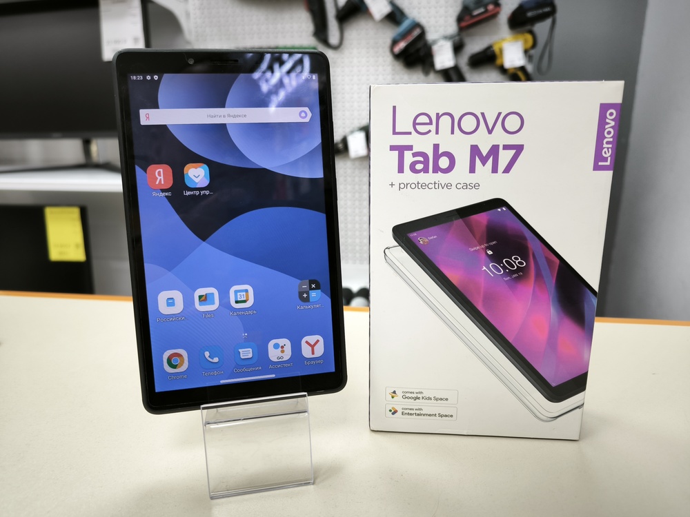 Планшет Lenovo tab m7;