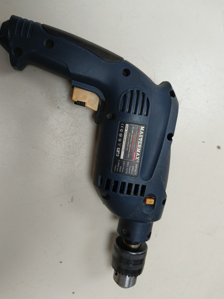 Дрель-ударная MasterMax Mid-1218