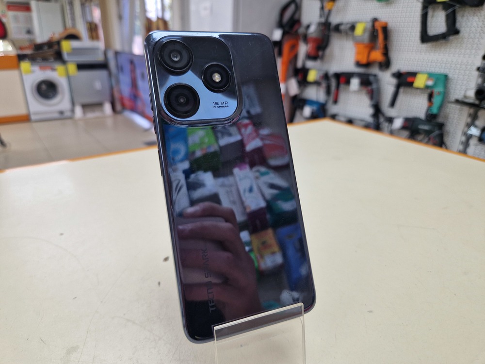 Смартфон Tecno SPARK 10C 4/64