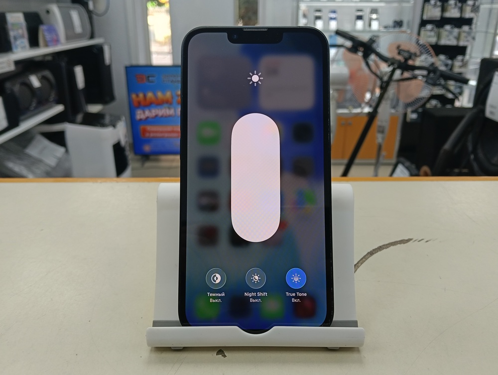 Смартфон Apple iPhone 13 128Gb