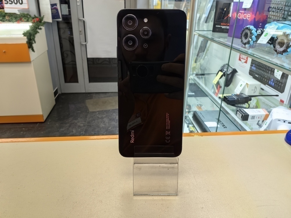 Смартфон Xiaomi Redmi 12 4/128