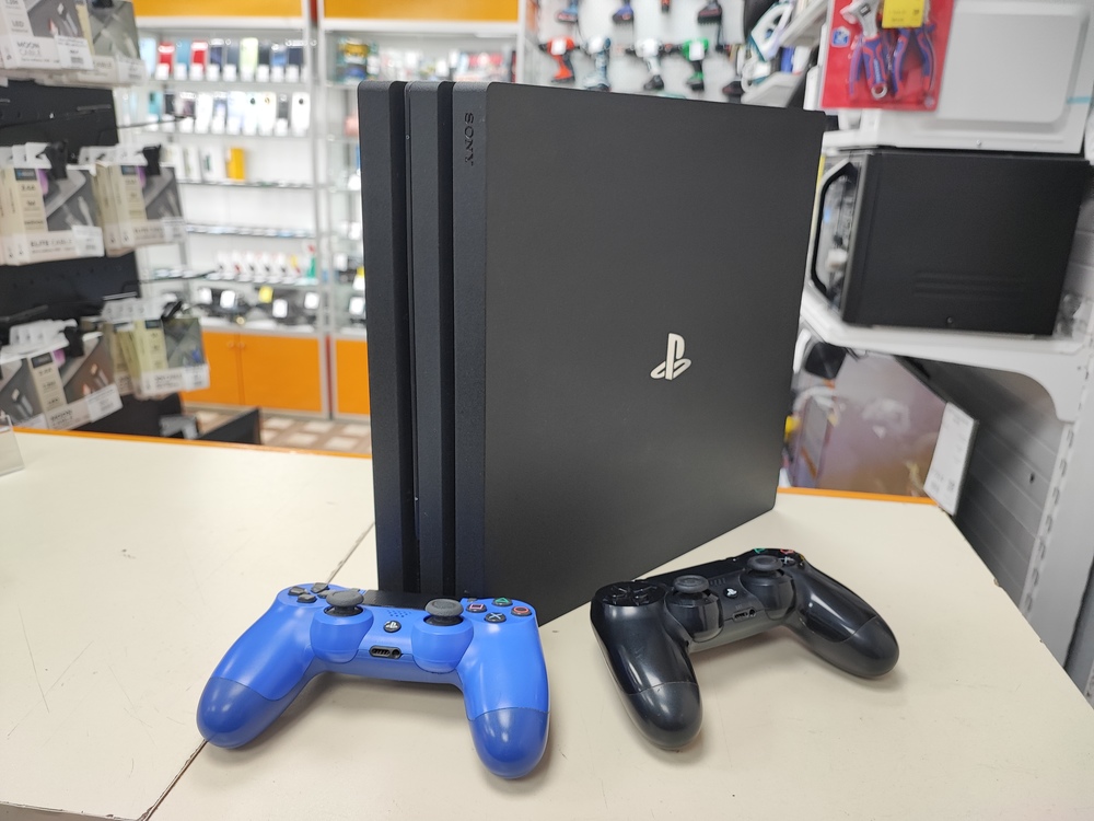 Игровая приставка PlayStation 4 Pro 1Tb