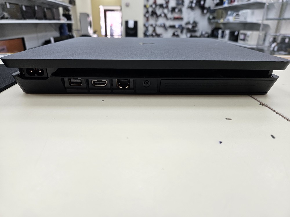 Игровая приставка PlayStation 4 Slim 500GB