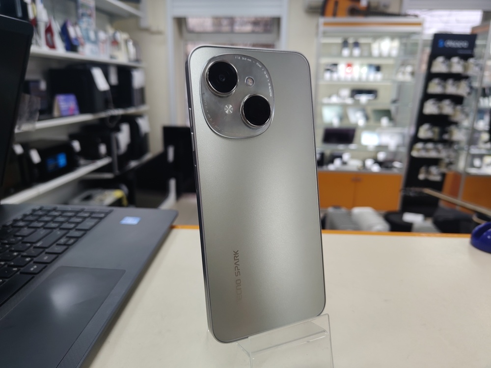 Смартфон Tecno Spark Go1 3/64