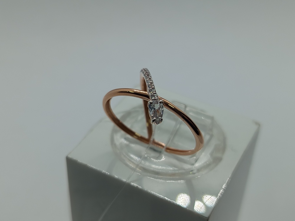 КОЛЬЦО С КАМНЯМИ (Au 585)