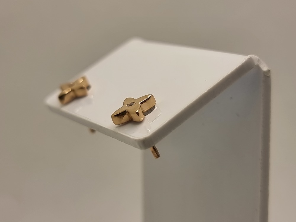 СЕРЬГИ ПУСЕТЫ с камнем (Au 585)