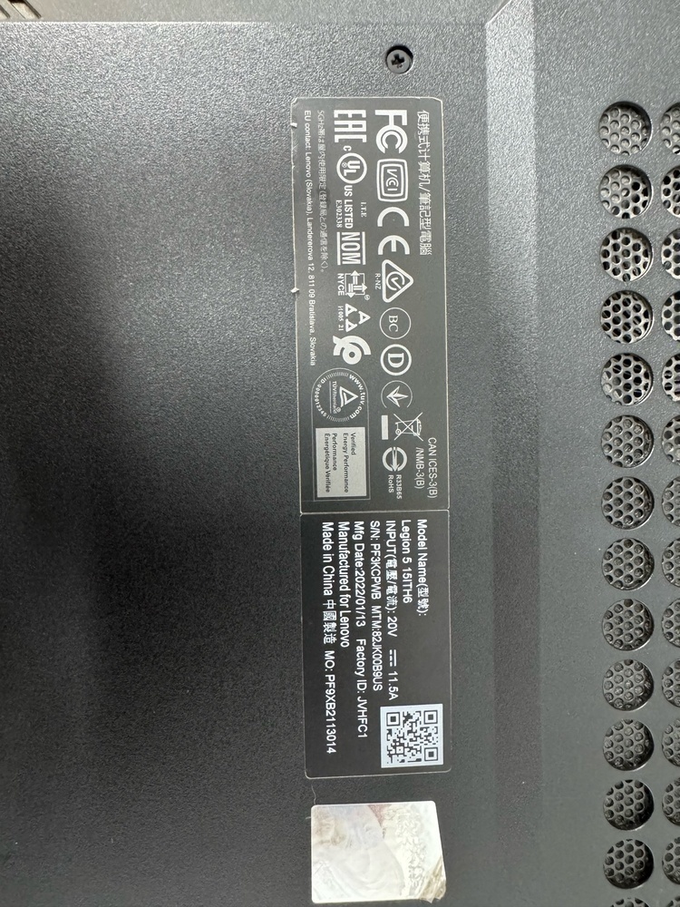 Ноутбук Lenovo; Core i5 11400H, GeForce RTX 3050, 8 Гб, 512 GB, Нет