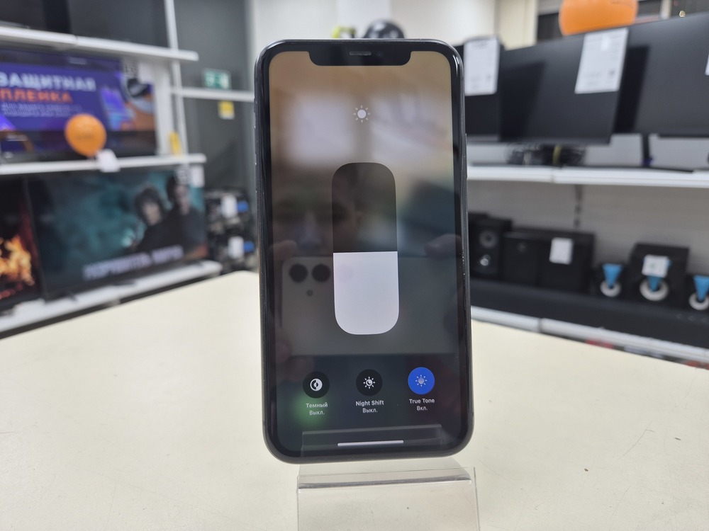 Смартфон Apple iPhone 11 64Gb