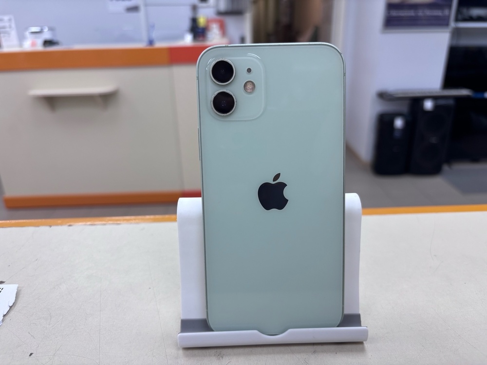 Смартфон Apple iPhone 12 64Gb