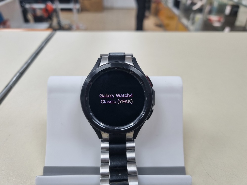 Смарт-часы Samsung Watch 4 Classic 46mm