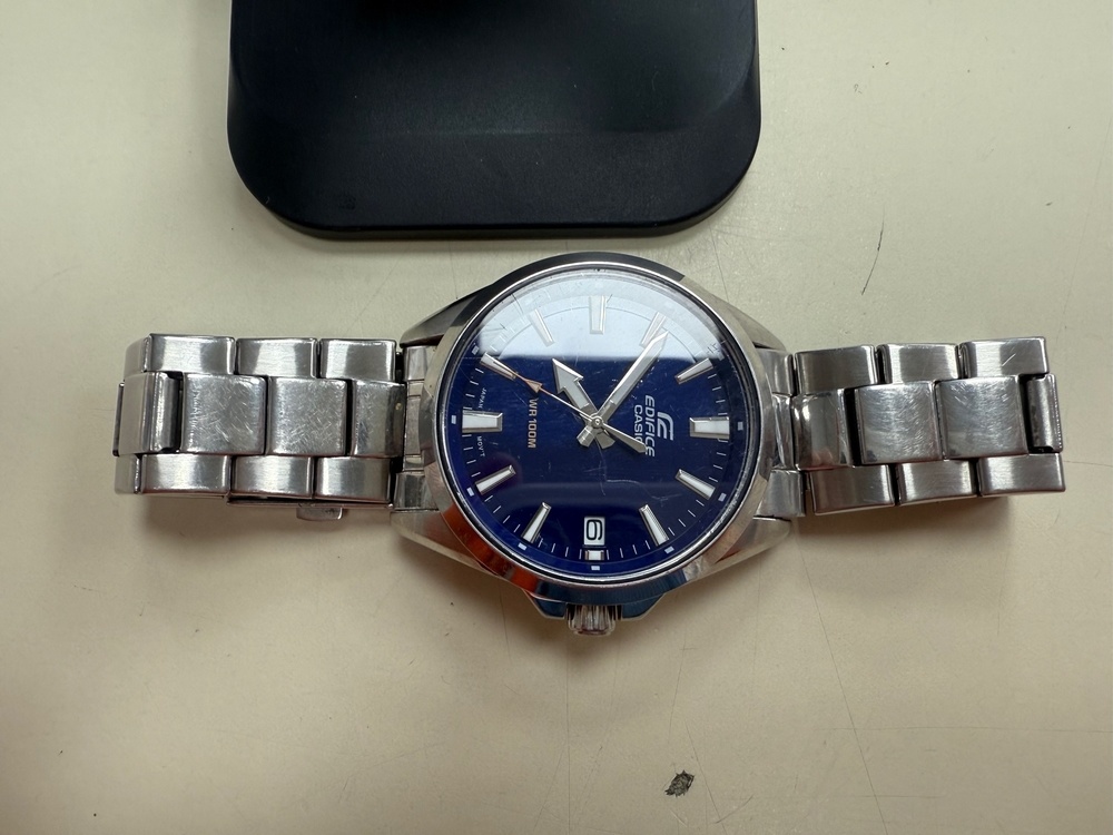 Часы наручные Casio EFV-100