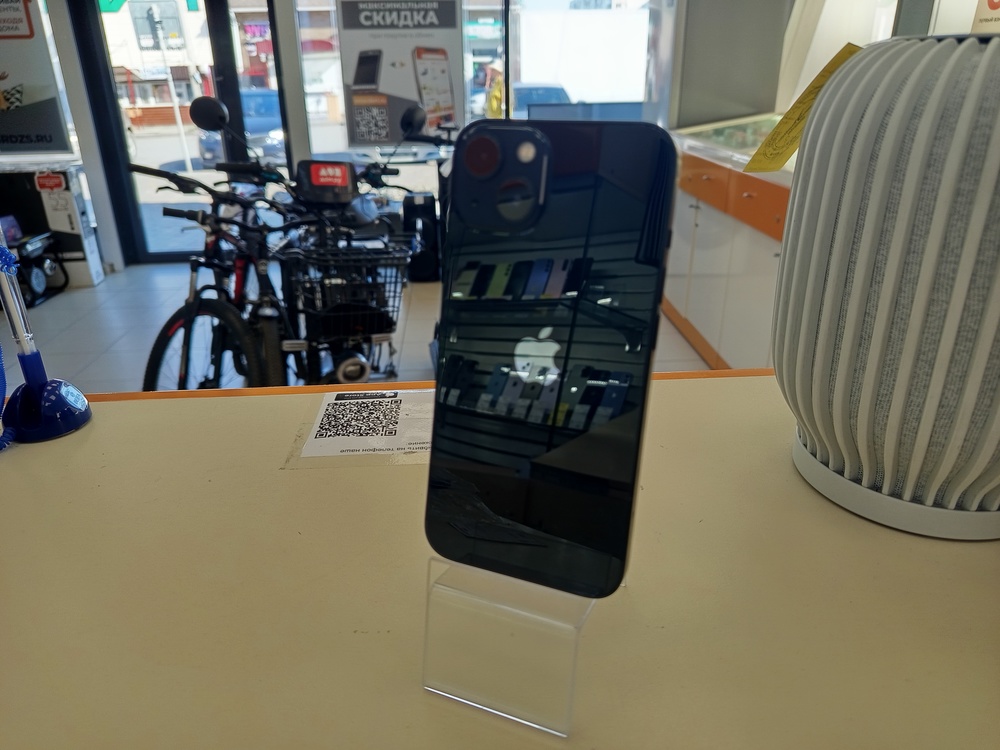 Смартфон Apple iPhone 13 128Gb