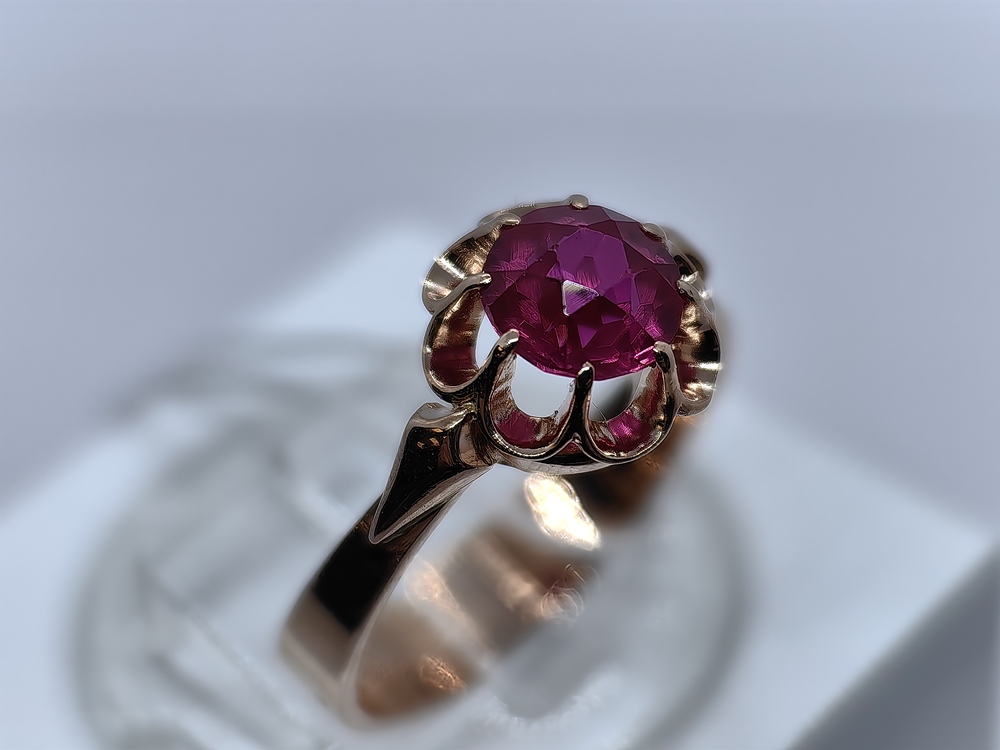 КОЛКМ583 КОЛЬЦО С КАМНЕМ (Au 583)