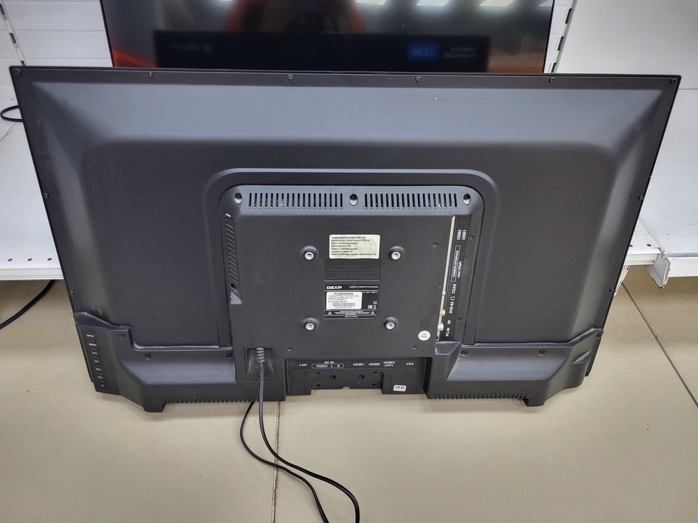 LED Телевизор Dexp H32E8000QHD