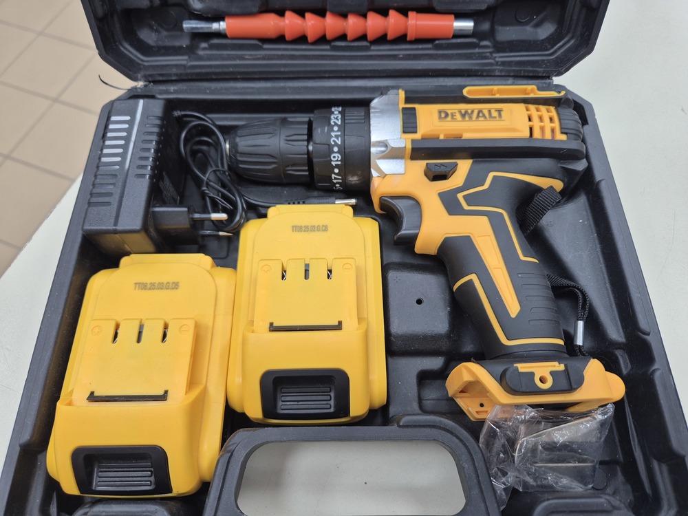 Шуруповерт Dewalt 18-25 n.m