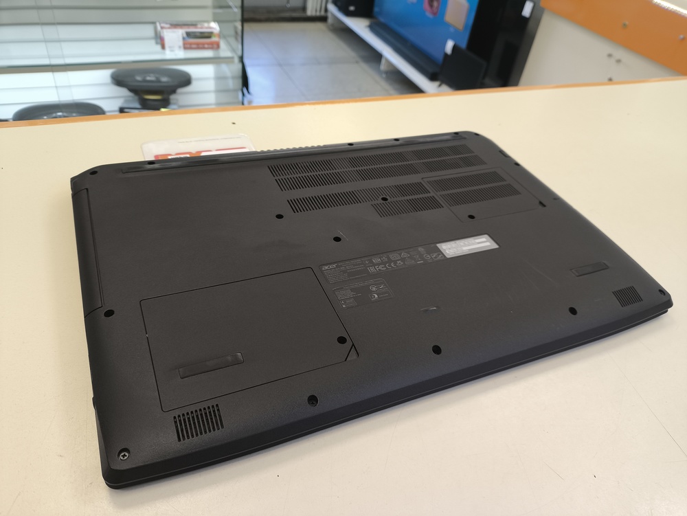 Ноутбук Acer Aspire 5; Core i5-7200U, GeForce MX130, 8 Гб, 128 Гб, 1 Tb