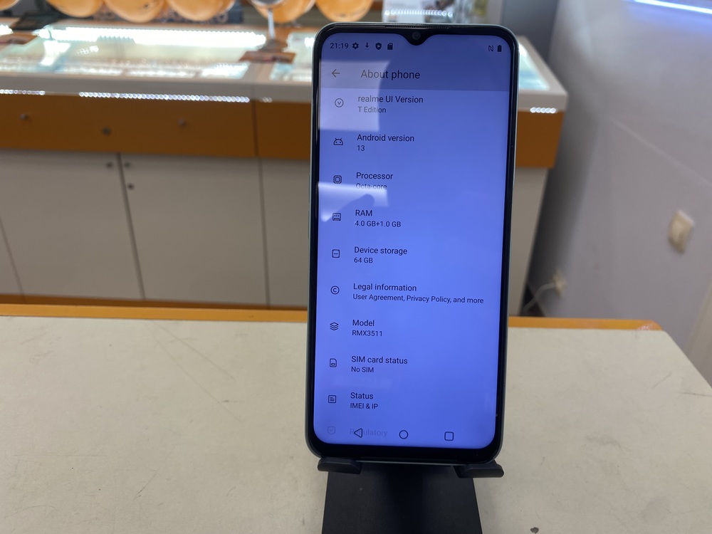 Смартфон Realme C35 4/64