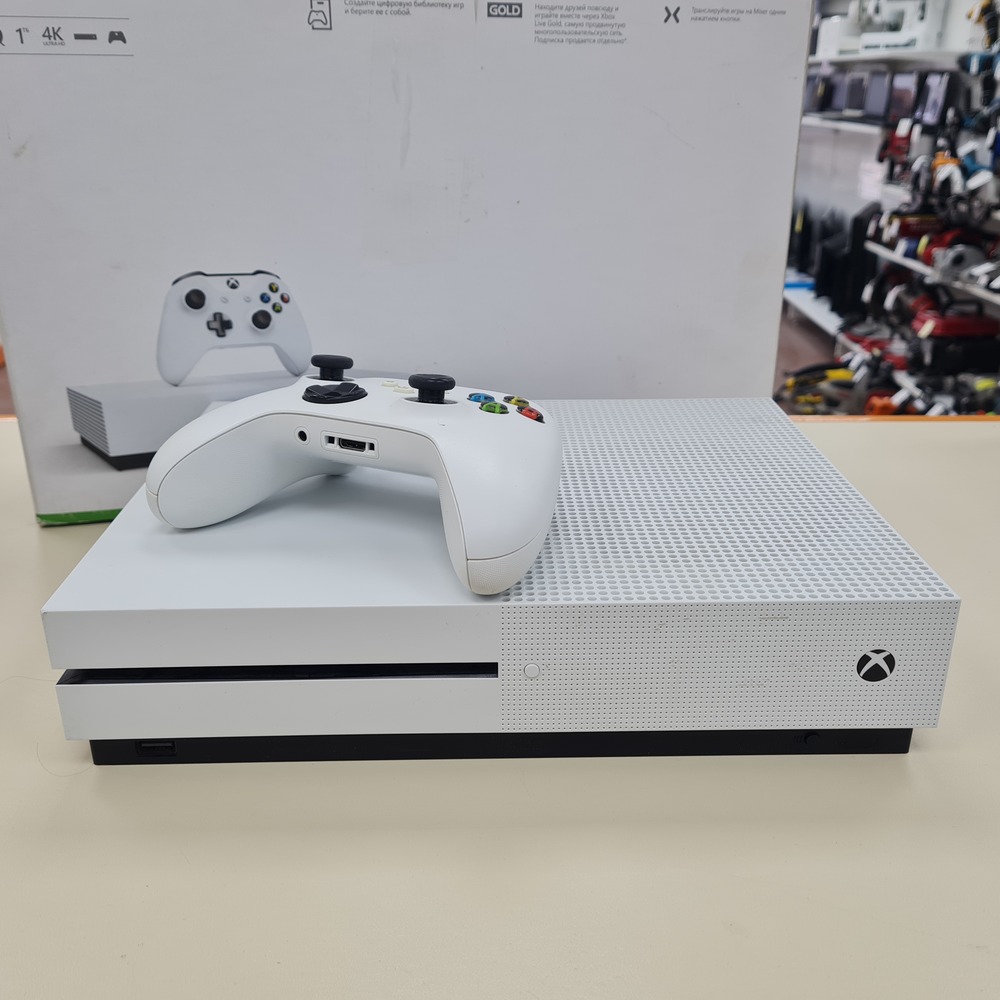 Игровая приставка Xbox One S 1TB