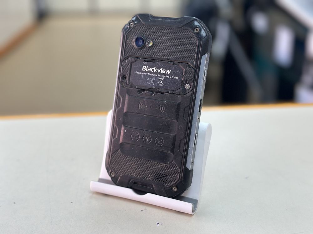 Смартфон Blackview BV6000S