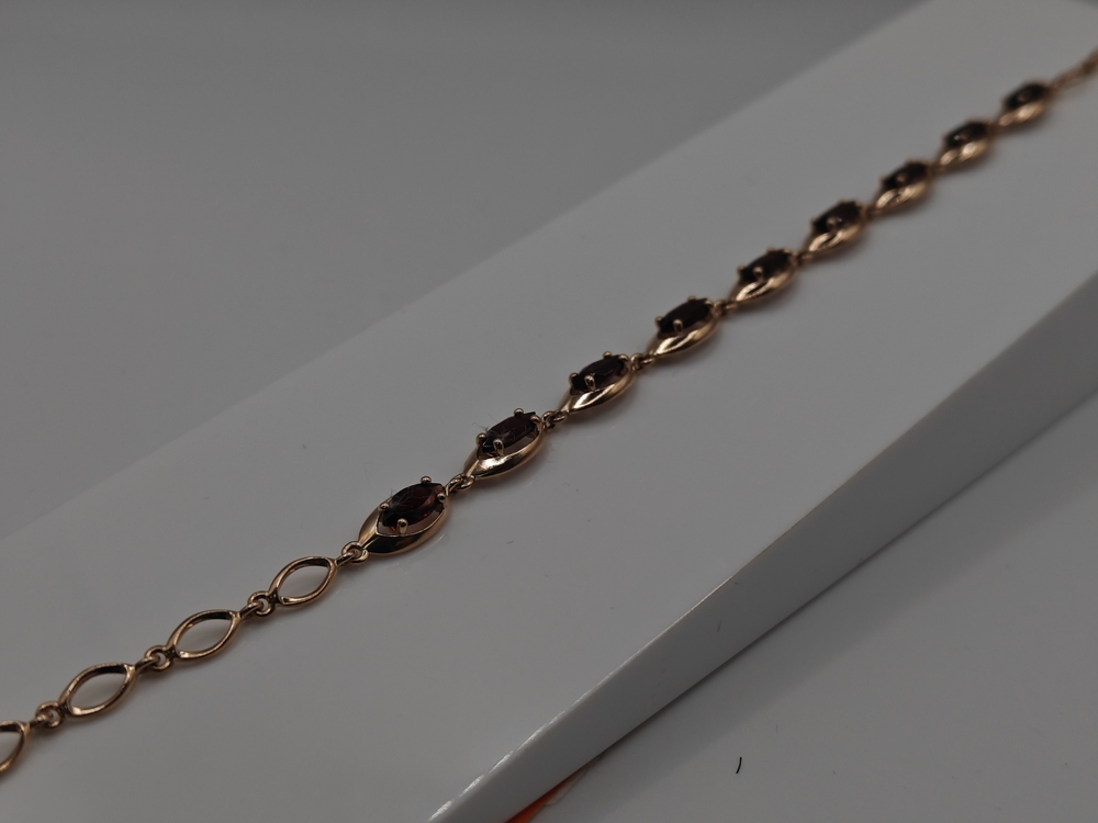 Б585 БРАСЛЕТ С КАМНЯМИ (Au 585)