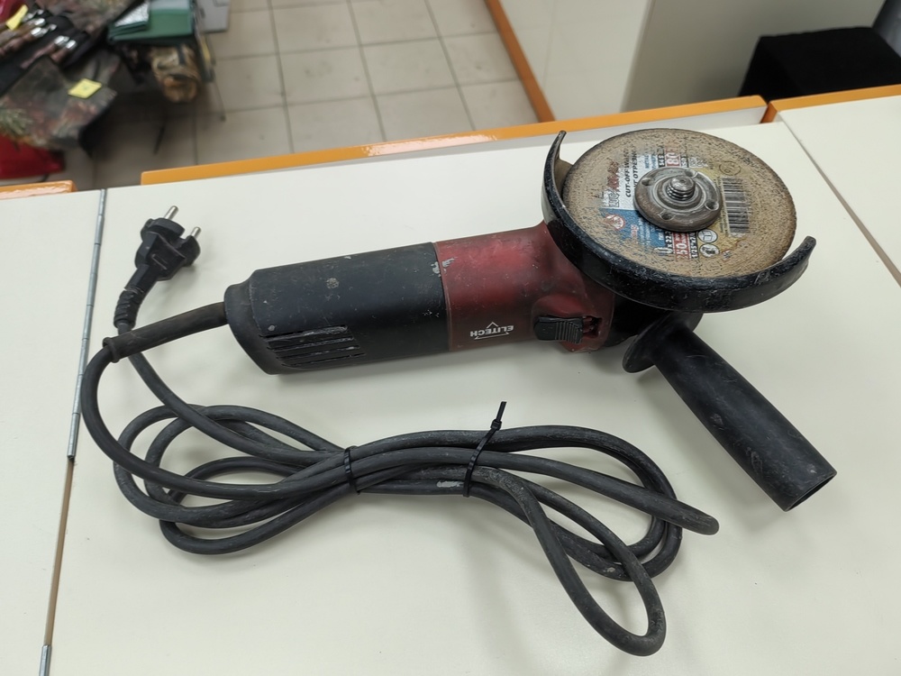 Угловая шлифмашина Elitech 0812