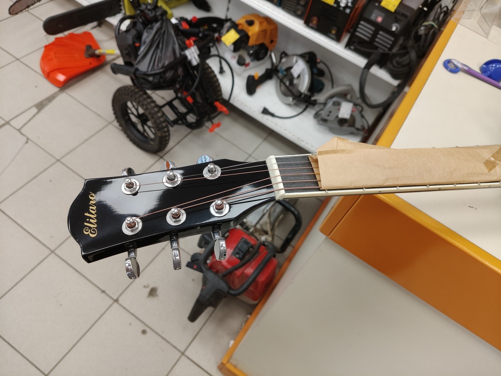 Гитара акустическая Elitaro E4040 Wave