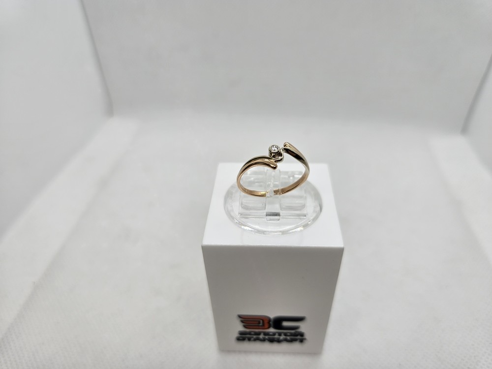 КОЛКМ585 КОЛЬЦО С КАМНЕМ (Au 585)