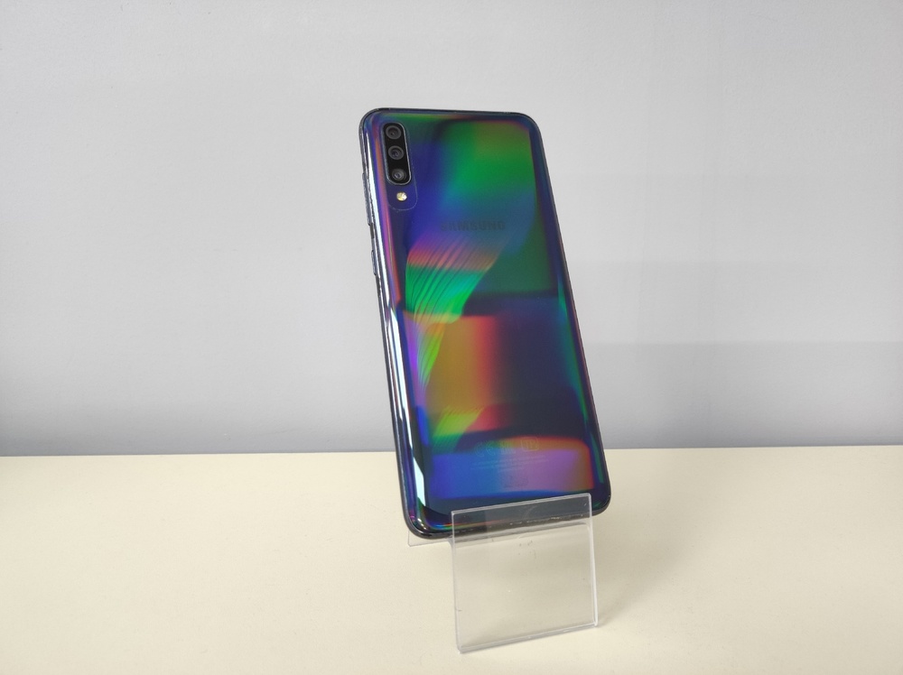Смартфон Samsung Galaxy A70 6/128