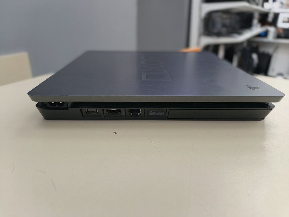 Игровая приставка PlayStation 4 Slim 1Tb