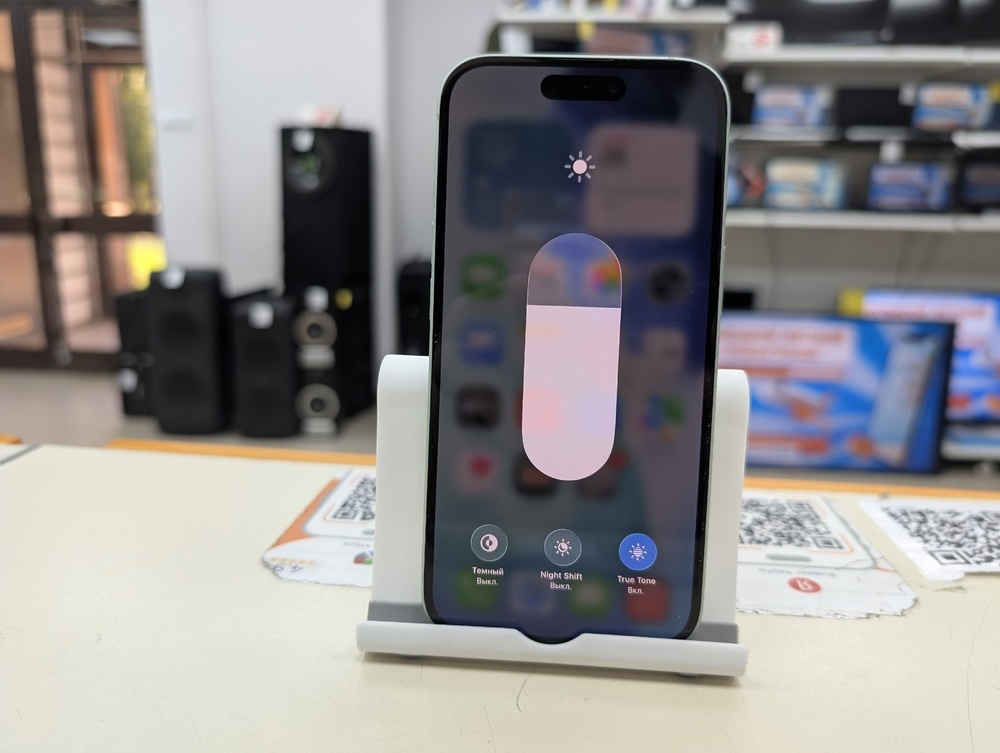 Смартфон Apple Iphone 15 128Gb