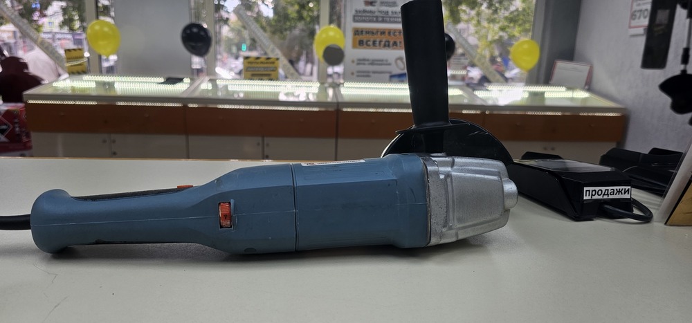 Угловая шлифмашина Электроприбор УШМ-125/1000Е