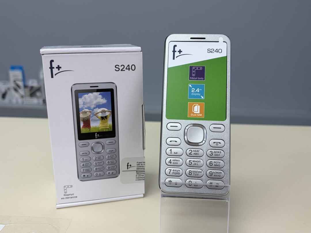 Мобильный телефон F+ S240