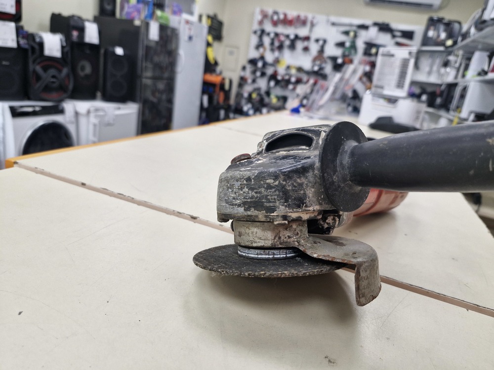 Угловая шлифмашина Hilti AG 125-S