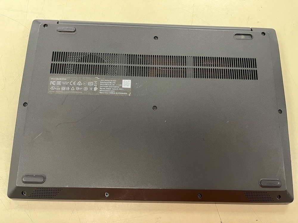 Ноутбук Lenovo; A6-9225, Radeon 530, 4 Гб, 240 Гб, Нет