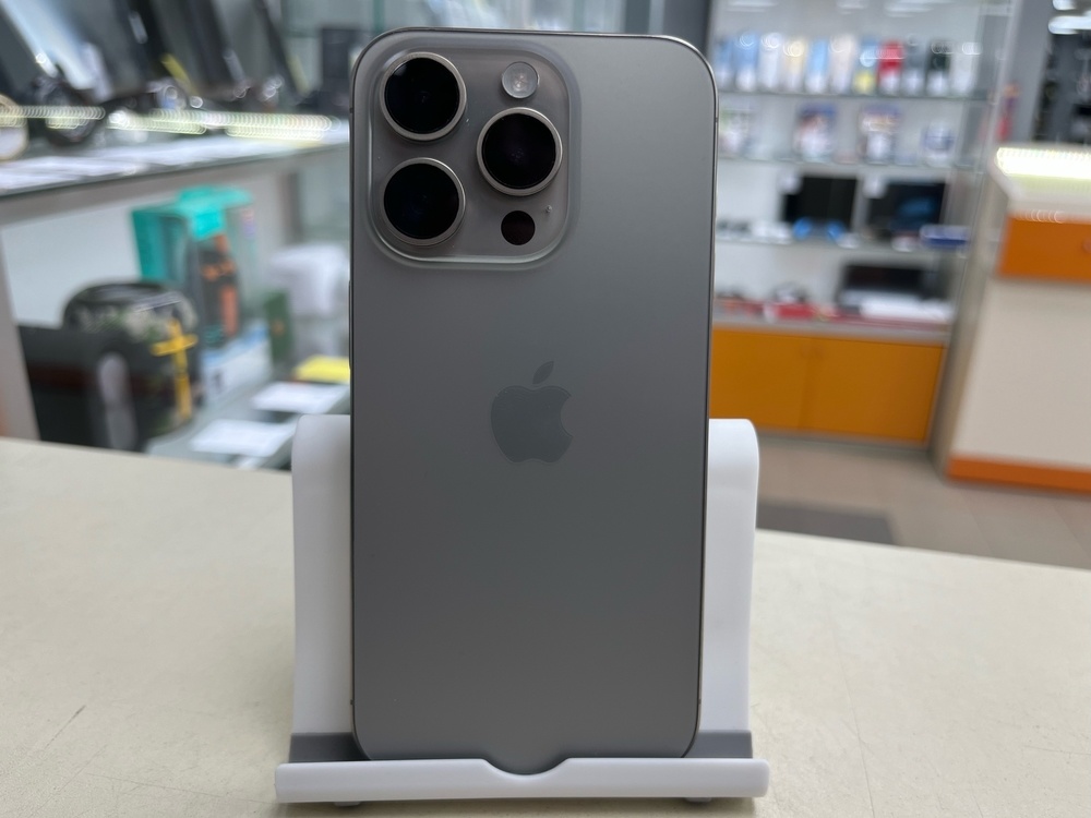 Смартфон Apple Iphone 15 Pro 128Gb