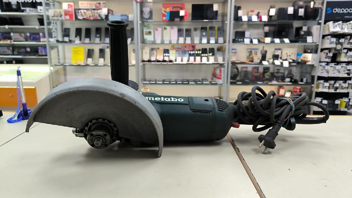 Угловая шлифмашина Metabo W 2000-230;