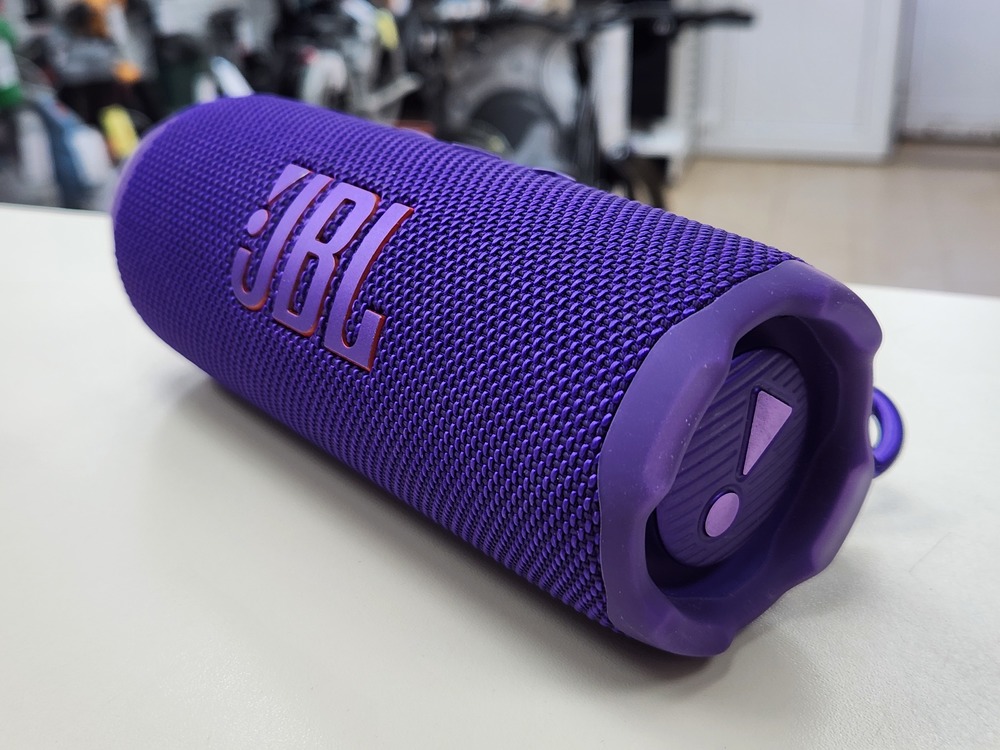 Портативная акустика JBL Flip 7