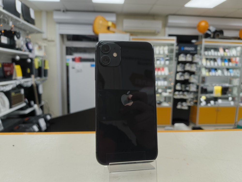 Смартфон Apple iPhone 11 64Gb