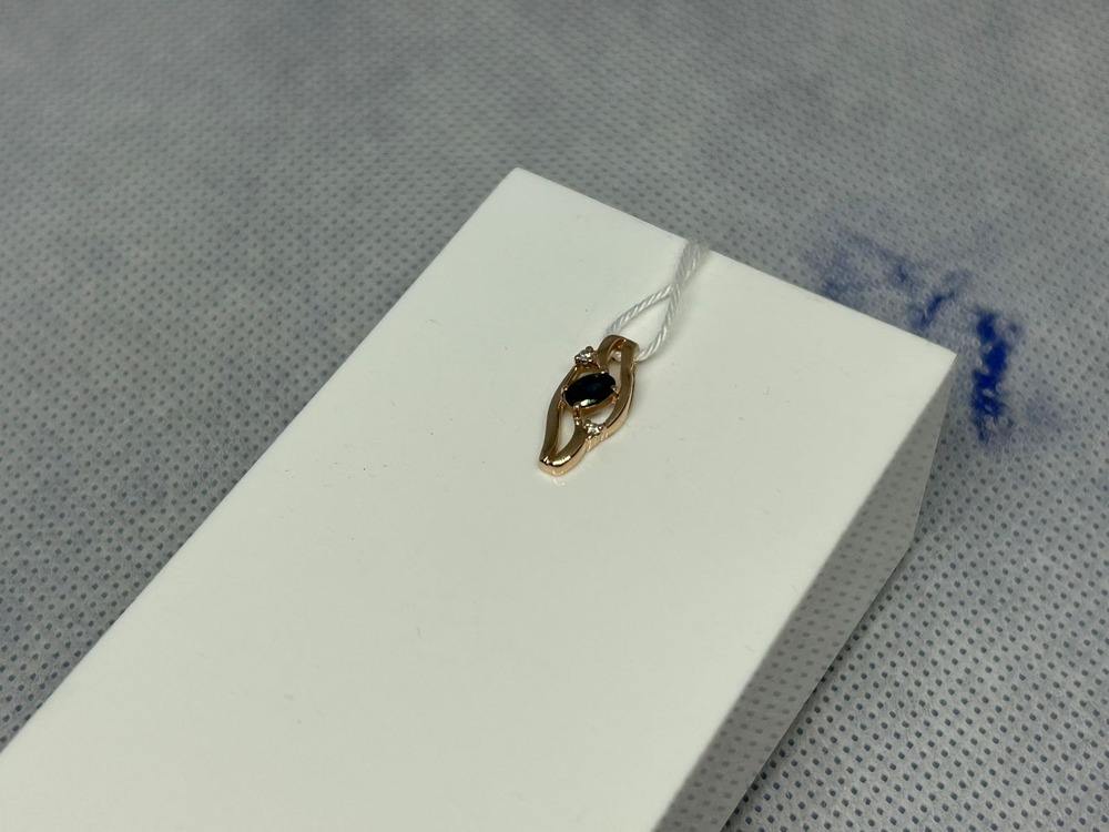 ПОДКМИ585 ПОДВЕСКА С КАМНЯМИ (Au 585)