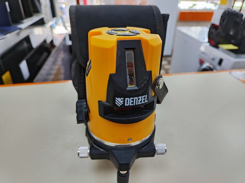 Нивелир Denzel LX3