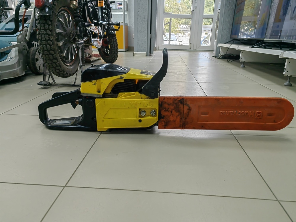 Бензопила Husqvarna 130