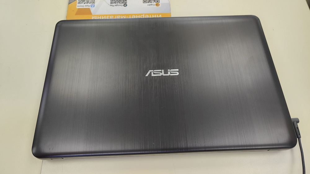 Ноутбук ASUS X540S; Celeron N3060, HD Graphics, 2 Гб, 500 Гб