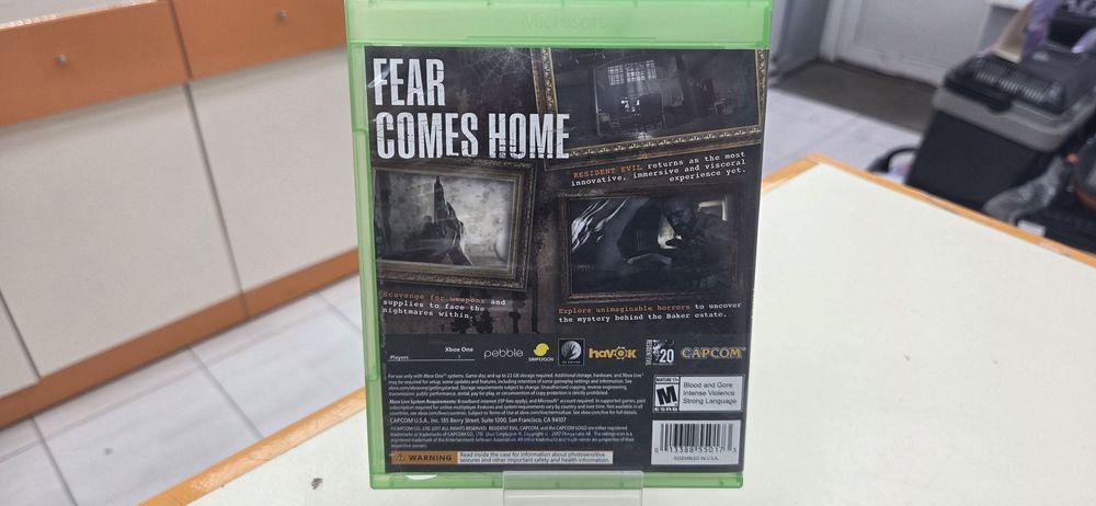 Игра XBOX Resident Evil Biohazard