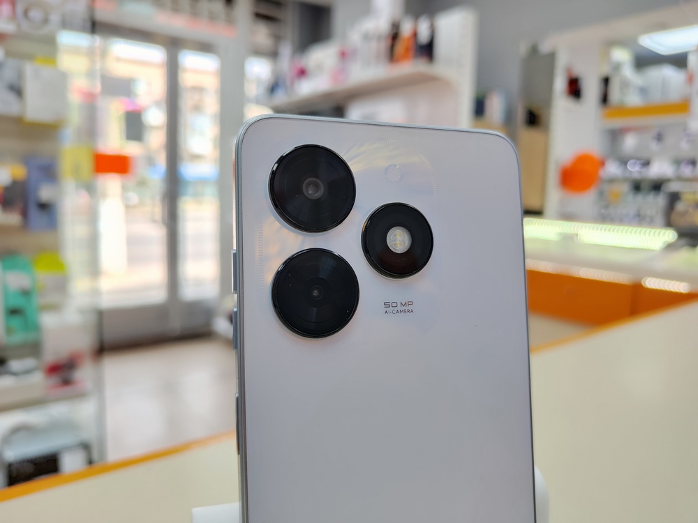 Смартфон Tecno Spark 20C 4/128