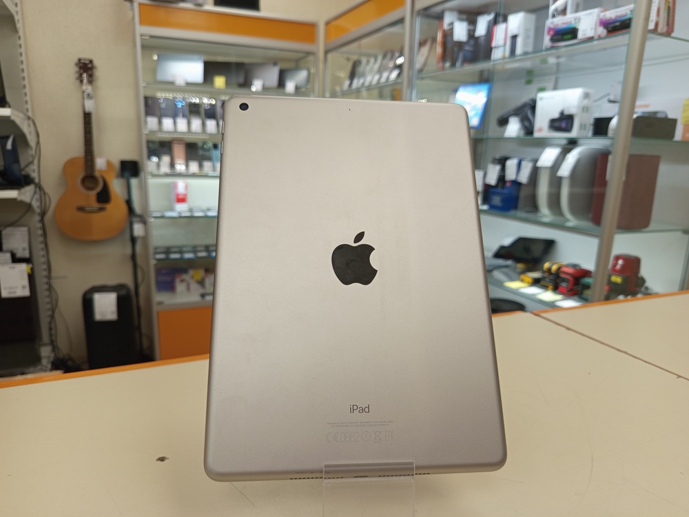 Планшет iPad 5 2017 Wi-Fi 32GB