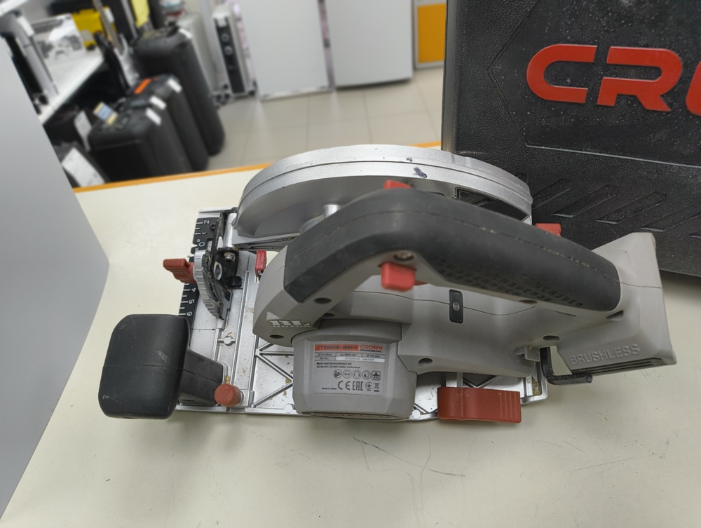 Дисковая пила Crown CT25002-165HX