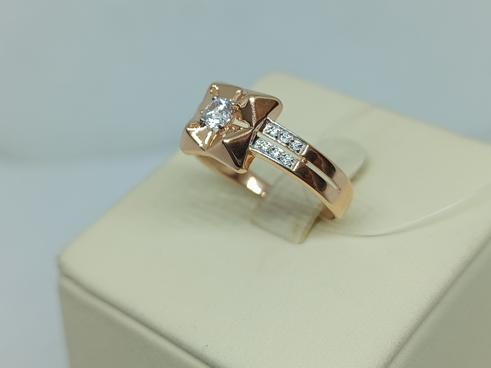 КОЛЬЦО С КАМНЯМИ (Au 585)